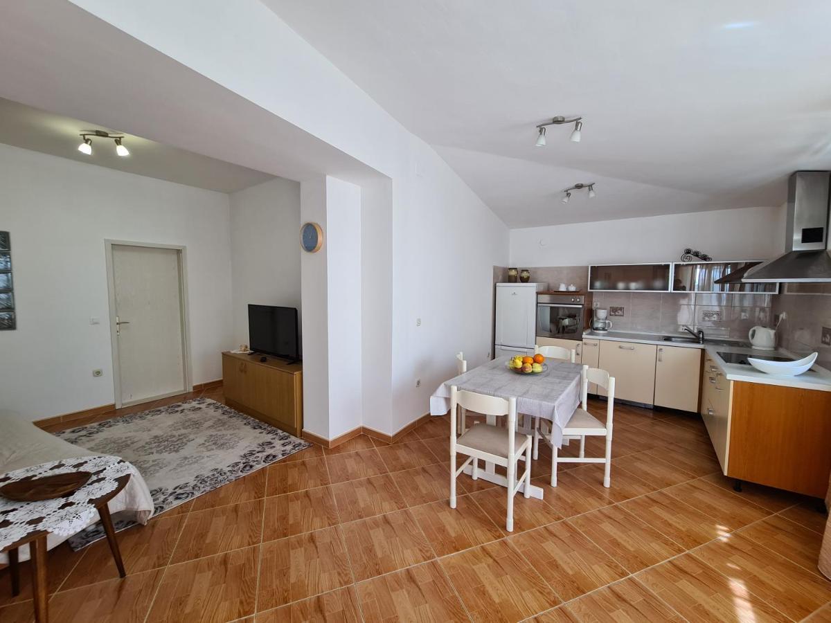 Apartments Srzic No1 Makarska Ngoại thất bức ảnh